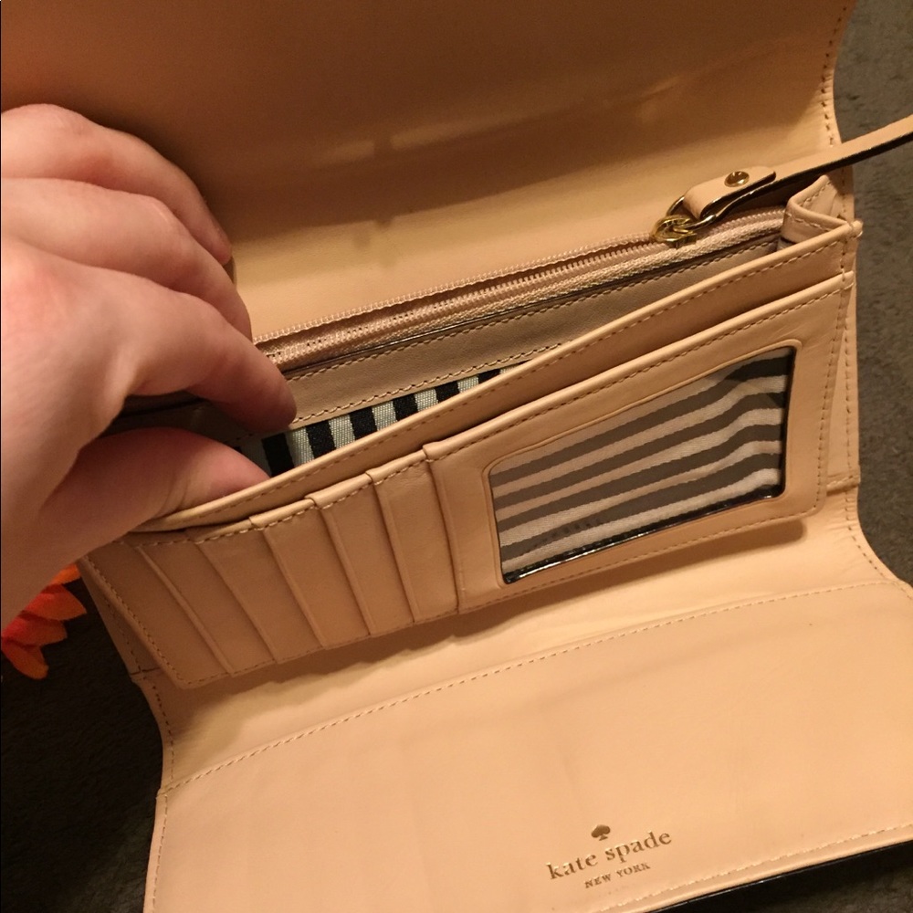 Kate Spade grey tan beige wallet - Picture 5 of 8